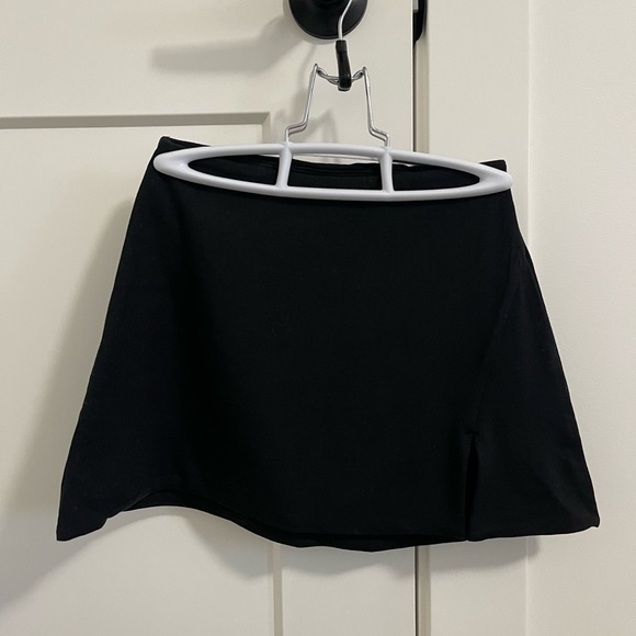 BRAND NEW OH POLLY SKIRT - Picture 1 of 3